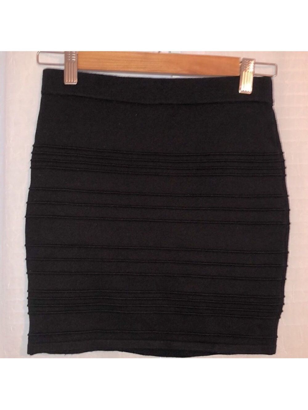Charlotte Russe M Black Knit Ribbed Mini Pencil Skirt